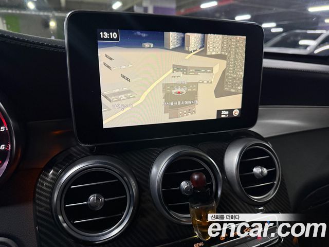 Mercedes-Benz GLC-Class 2017 — photo 12