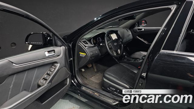 Kia K7 2012 — photo 13