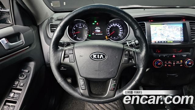 Kia K7 2012 — photo 19