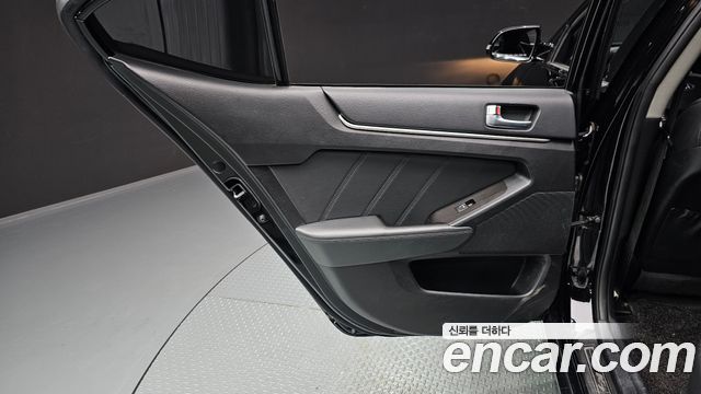 Kia K7 2012 — photo 15