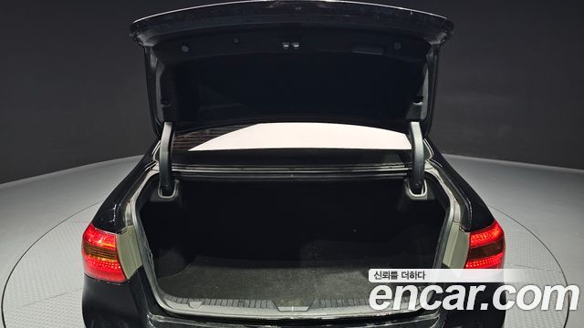 Kia K7 2012 — photo 30