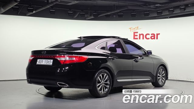 Hyundai Grandeur 2012 — photo 2