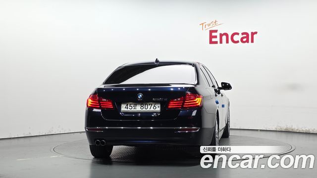 BMW 5-Series 2016 — photo 4