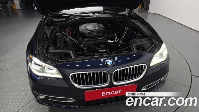 BMW 5-Series 2016 — photo 6