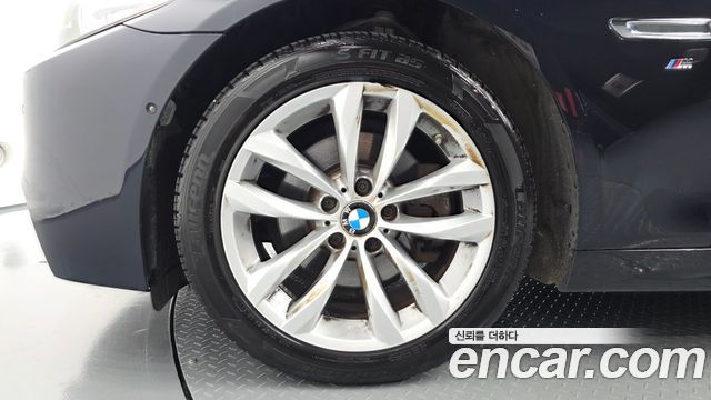 BMW 5-Series 2016 — photo 5