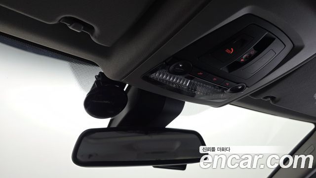 BMW 5-Series 2016 — photo 23