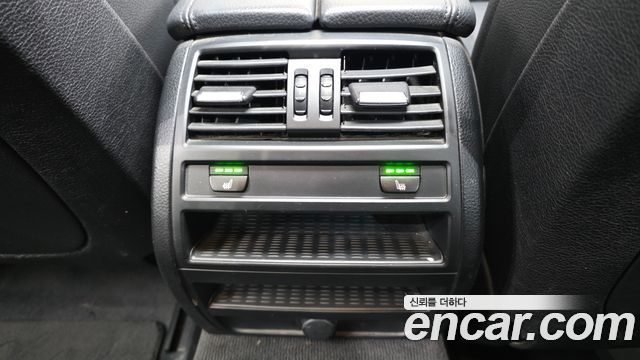 BMW 5-Series 2016 — photo 25