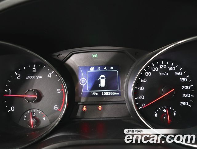 Kia Canival 2018 — photo 5