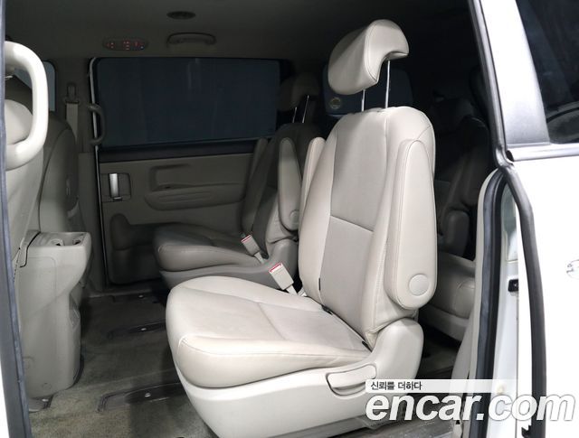 Kia Canival 2018 — photo 15