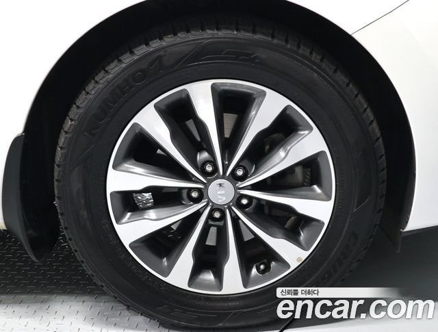 Kia Canival 2018 — photo 19