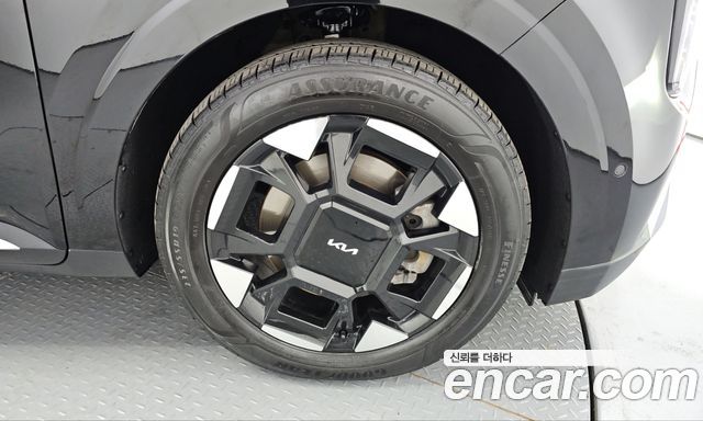 Kia Canival 2024 — photo 7