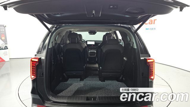 Kia Canival 2024 — photo 30