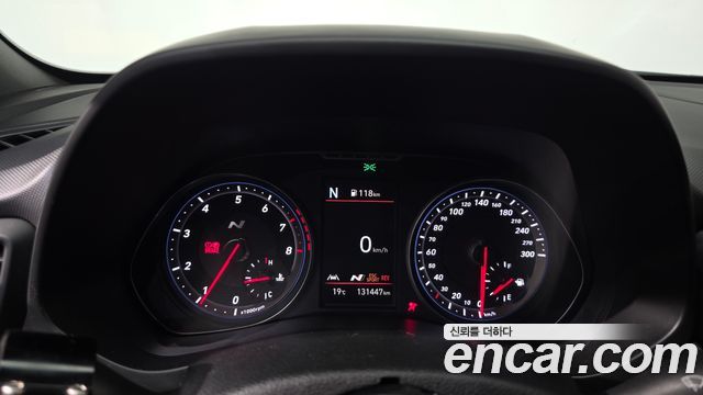 Hyundai Veloster 2021 — photo 11
