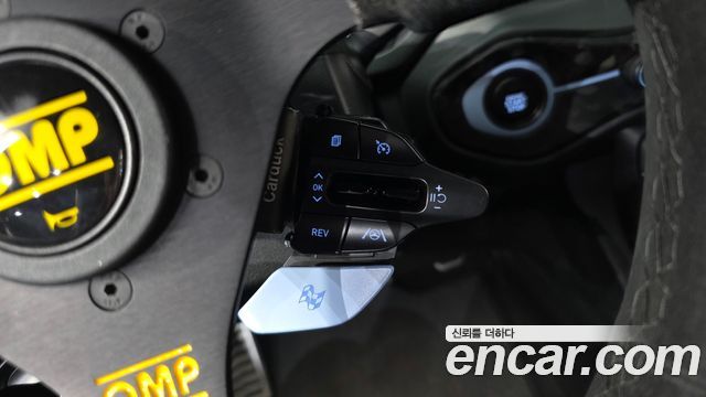 Hyundai Veloster 2021 — photo 21