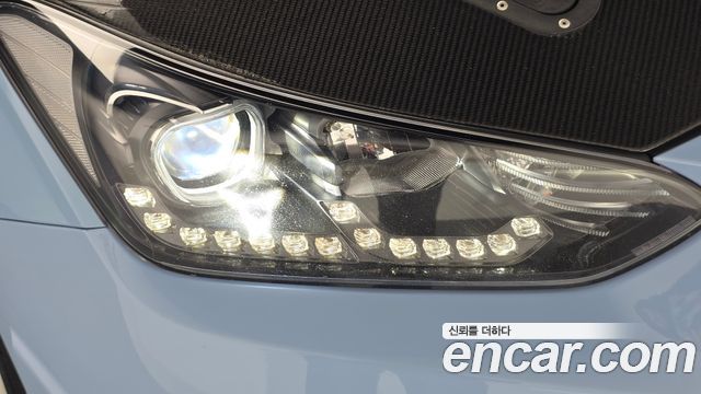Hyundai Veloster 2021 — photo 8