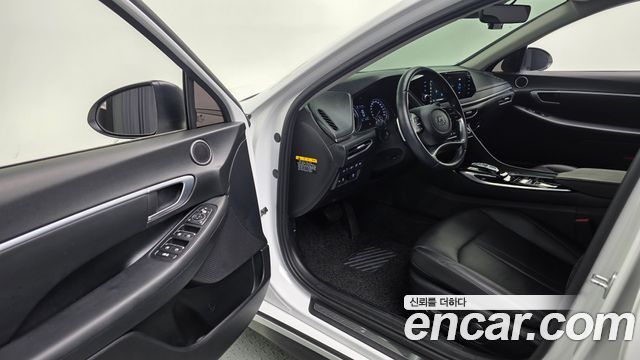 Hyundai Sonata 2020 — photo 11