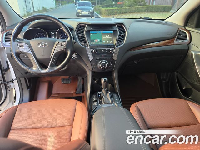 Hyundai Santafe 2015 — photo 9