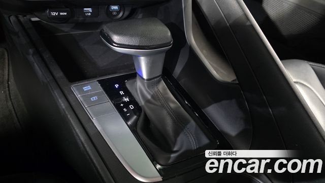 Hyundai AVANTE 2023 — photo 12