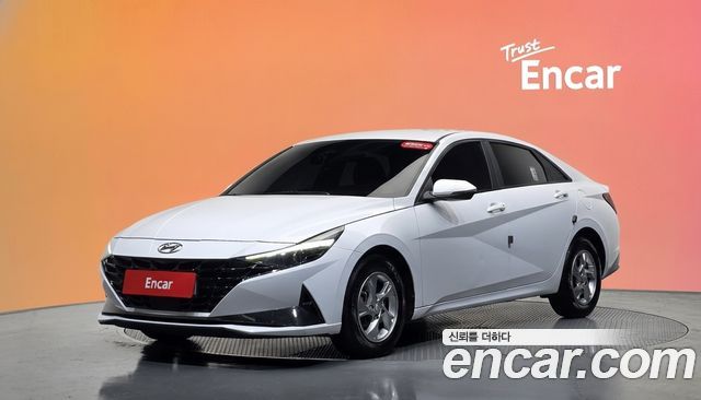 Hyundai AVANTE 2023 — photo 1