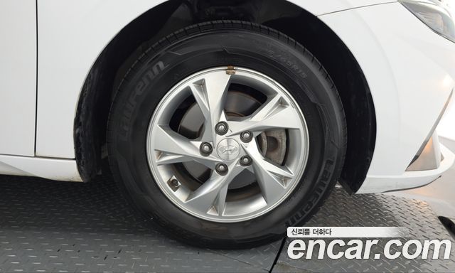 Hyundai AVANTE 2023 — photo 7
