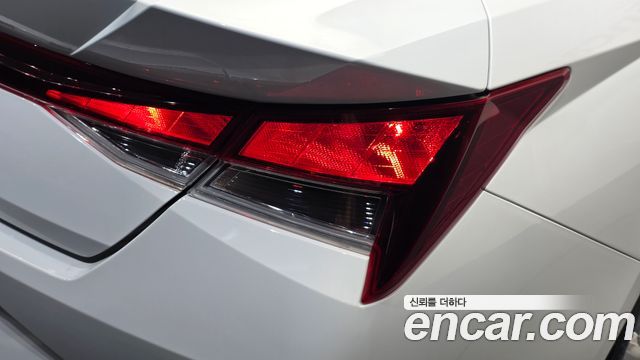 Hyundai AVANTE 2023 — photo 9
