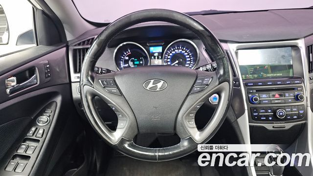 Hyundai Sonata 2014 — photo 12