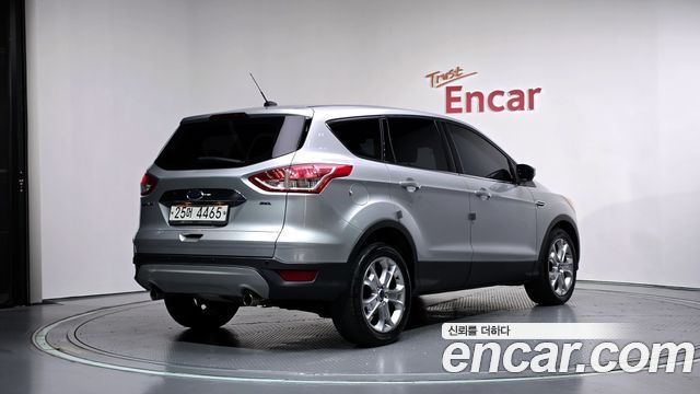 Ford Escape 2013 — photo 2