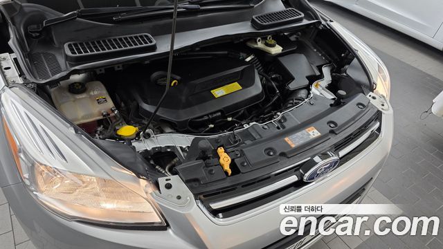Ford Escape 2013 — photo 6