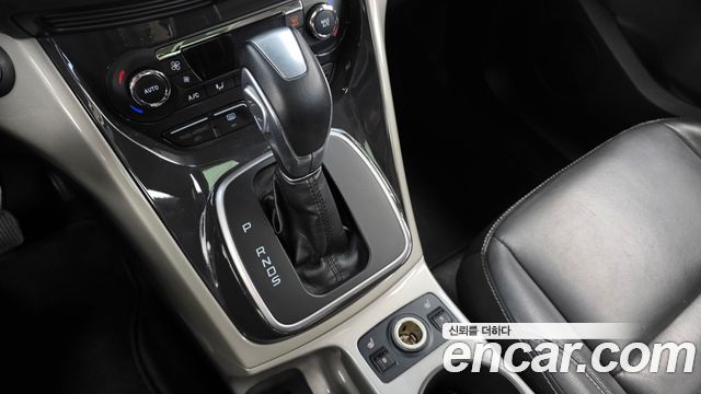Ford Escape 2013 — photo 12