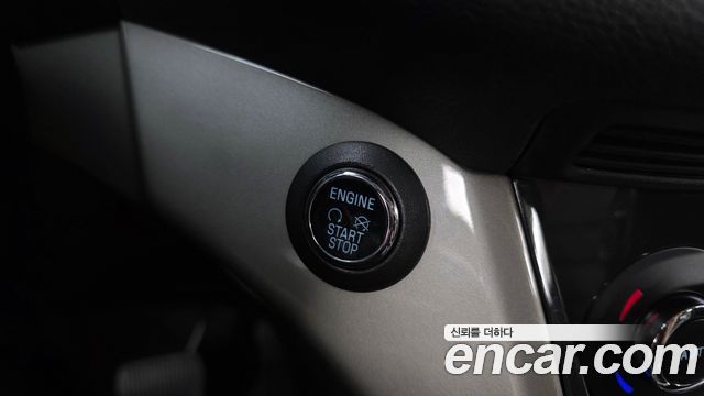 Ford Escape 2013 — photo 28