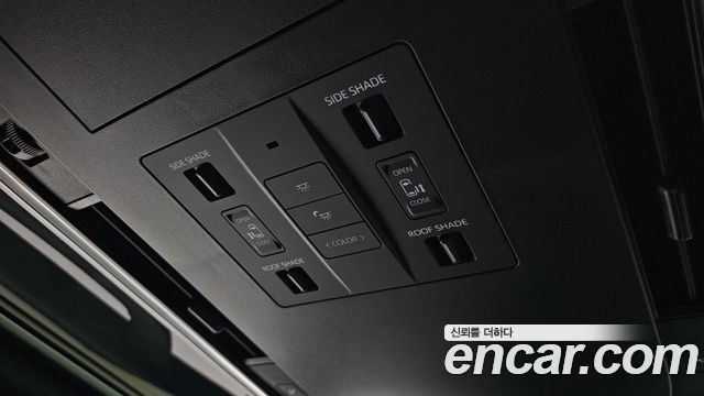 Toyota Alphard 2025 — photo 32