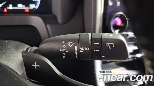 Toyota Alphard 2025 — photo 45