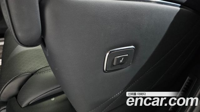 Toyota Alphard 2025 — photo 46