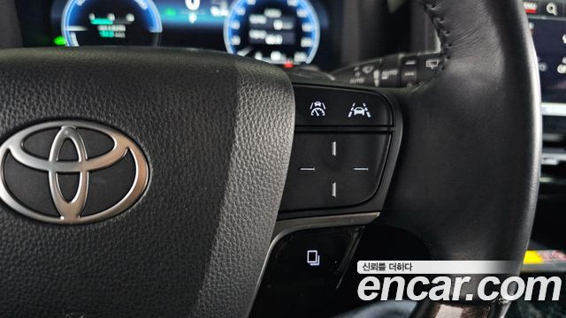 Toyota Alphard 2025 — photo 49