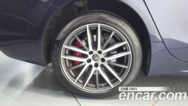 Maserati Ghibli 2019 — photo 5