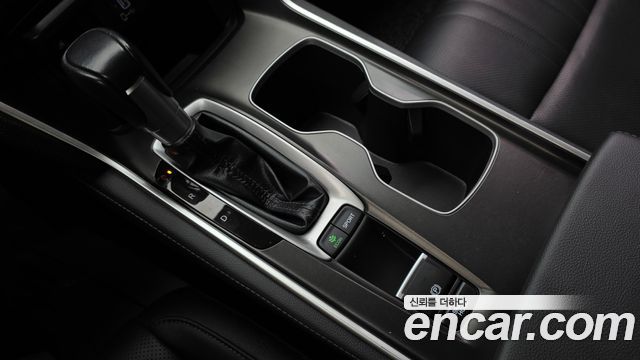 Honda Accord 2019 — photo 12