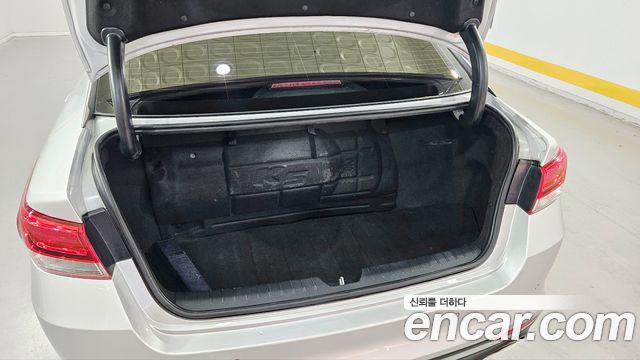 Kia K5 2016 — photo 19