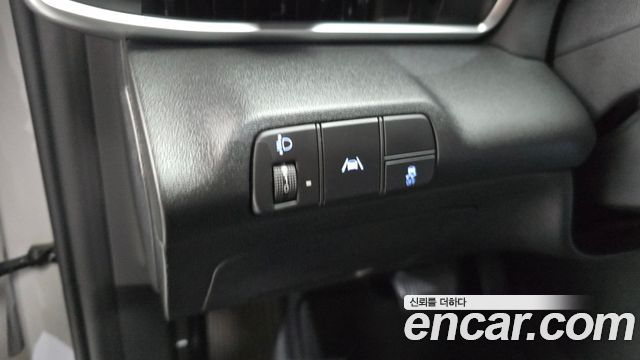 Hyundai AVANTE 2021 — photo 25