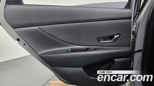 Hyundai AVANTE 2021 — photo 15