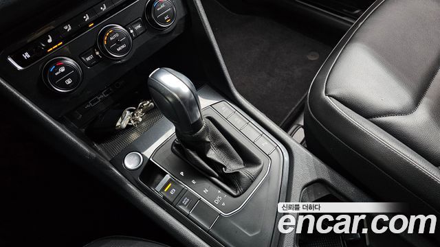 Volkswagen Tiguan 2020 — photo 9