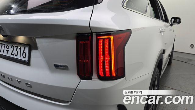 Kia Sorento 2022 — photo 9