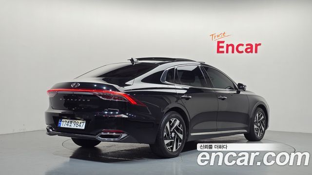 Hyundai Grandeur 2023 — photo 2
