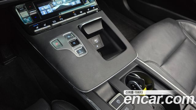 Hyundai Grandeur 2023 — photo 12