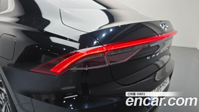 Hyundai Grandeur 2023 — photo 9