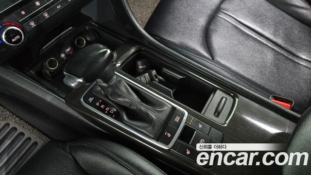 Kia K5 2019 — photo 12