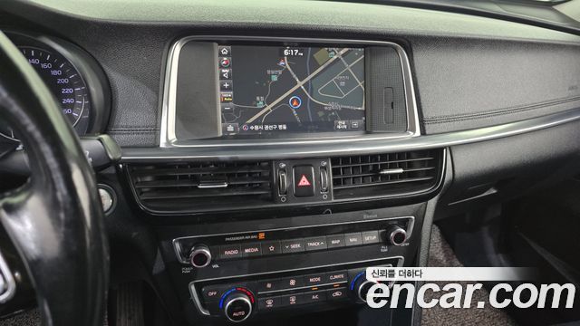 Kia K5 2019 — photo 18