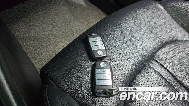 Kia K5 2019 — photo 22