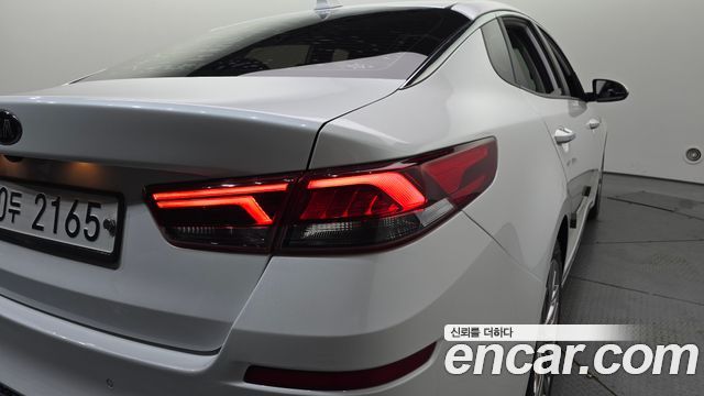 Kia K5 2019 — photo 9