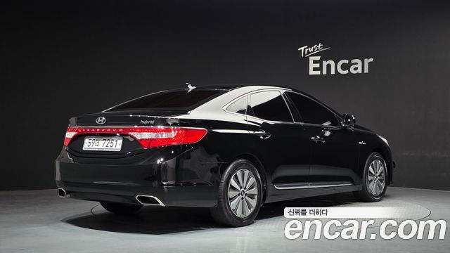 Hyundai Grandeur 2017 — photo 2