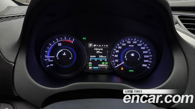 Hyundai Grandeur 2017 — photo 11